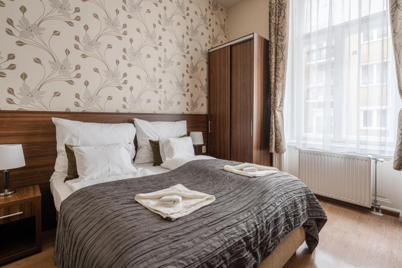 Elit Boutique Rooms- Best Location By Bqa Boedapest Buitenkant foto