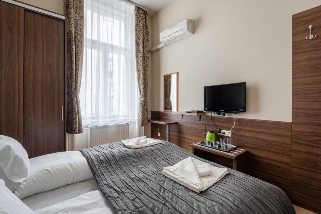 Elit Boutique Rooms- Best Location By Bqa Boedapest Buitenkant foto