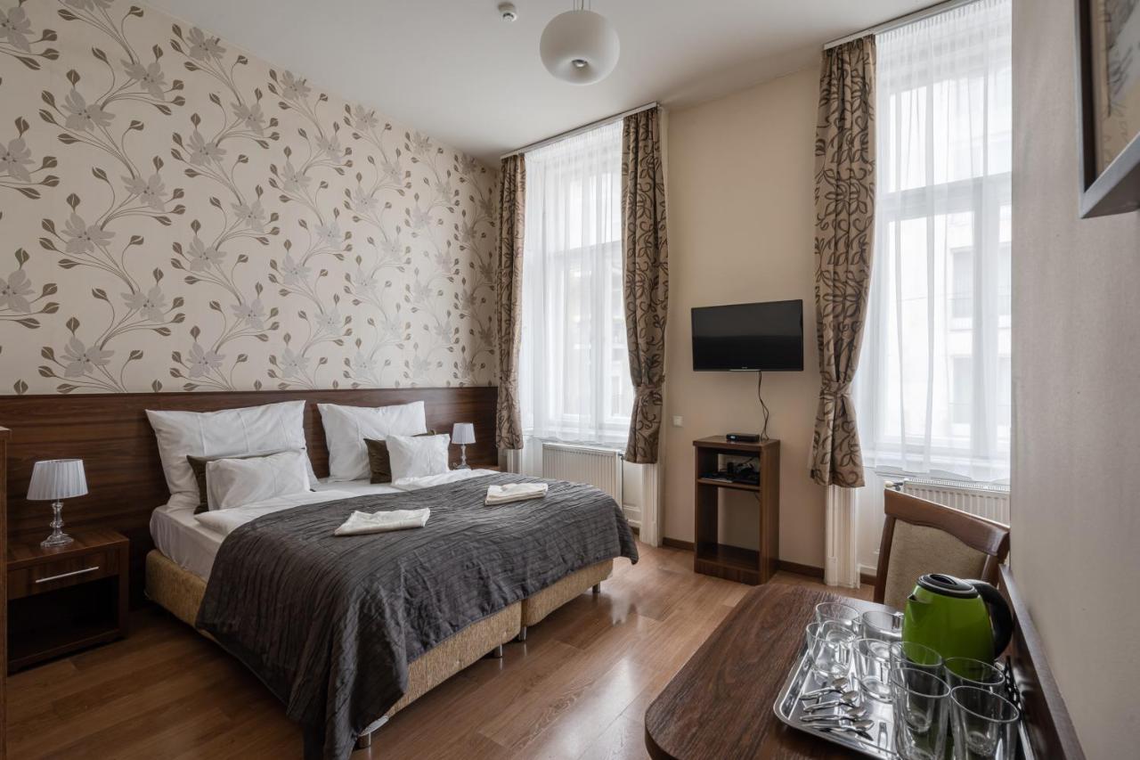 Elit Boutique Rooms- Best Location By Bqa Boedapest Buitenkant foto