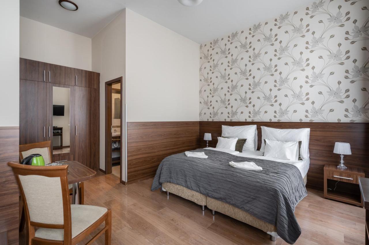 Elit Boutique Rooms- Best Location By Bqa Boedapest Buitenkant foto