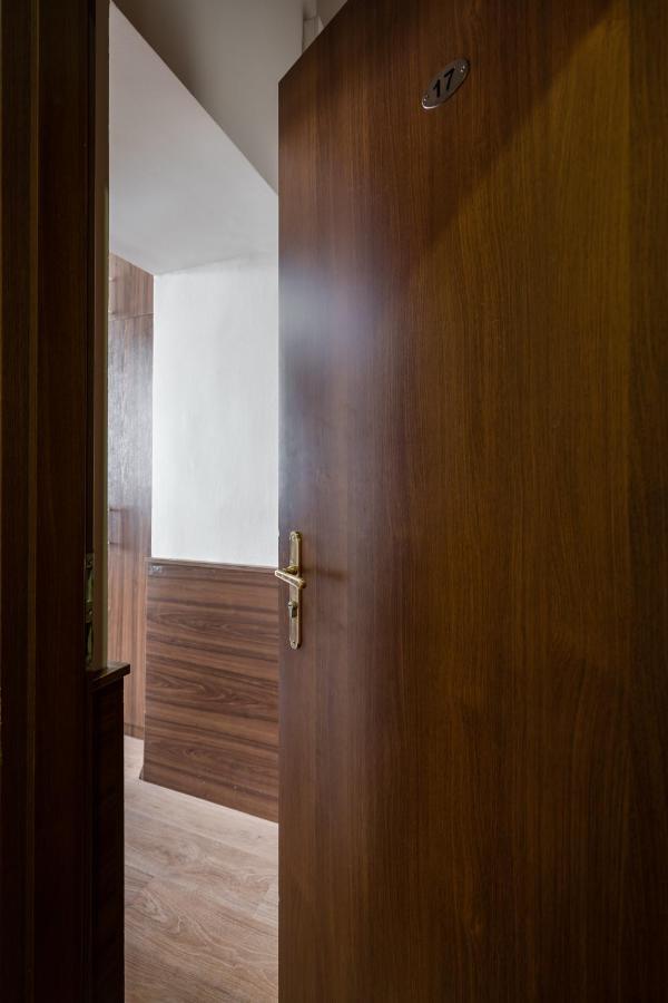Elit Boutique Rooms- Best Location By Bqa Boedapest Buitenkant foto