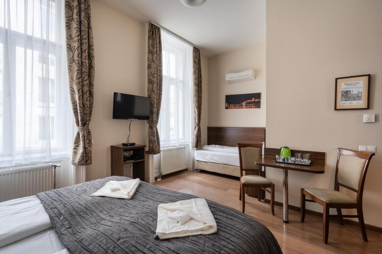 Elit Boutique Rooms- Best Location By Bqa Boedapest Buitenkant foto