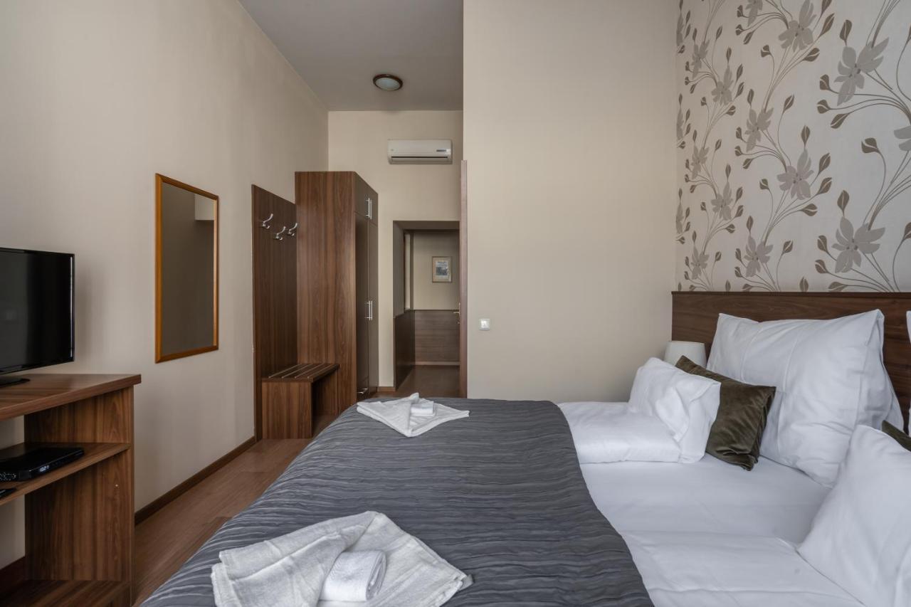 Elit Boutique Rooms- Best Location By Bqa Boedapest Buitenkant foto