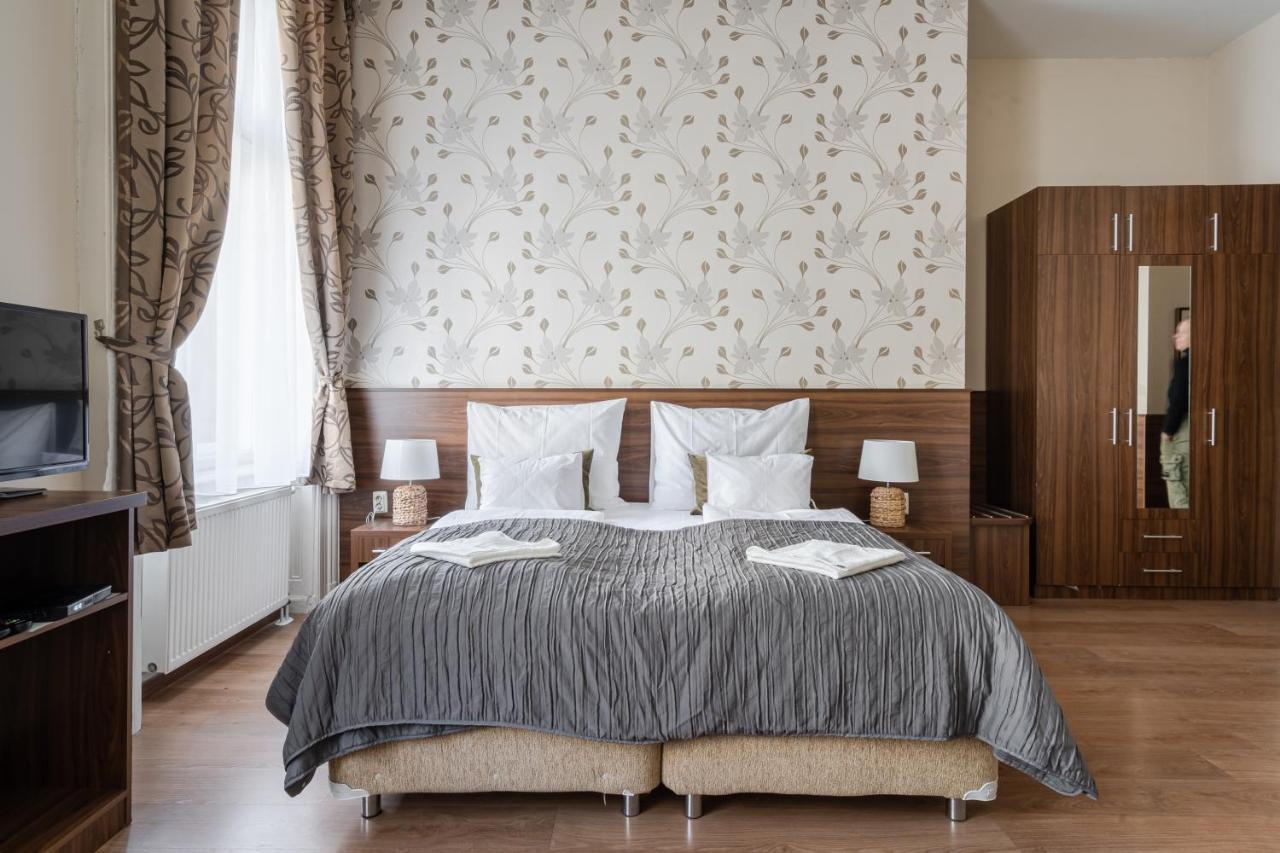 Elit Boutique Rooms- Best Location By Bqa Boedapest Buitenkant foto