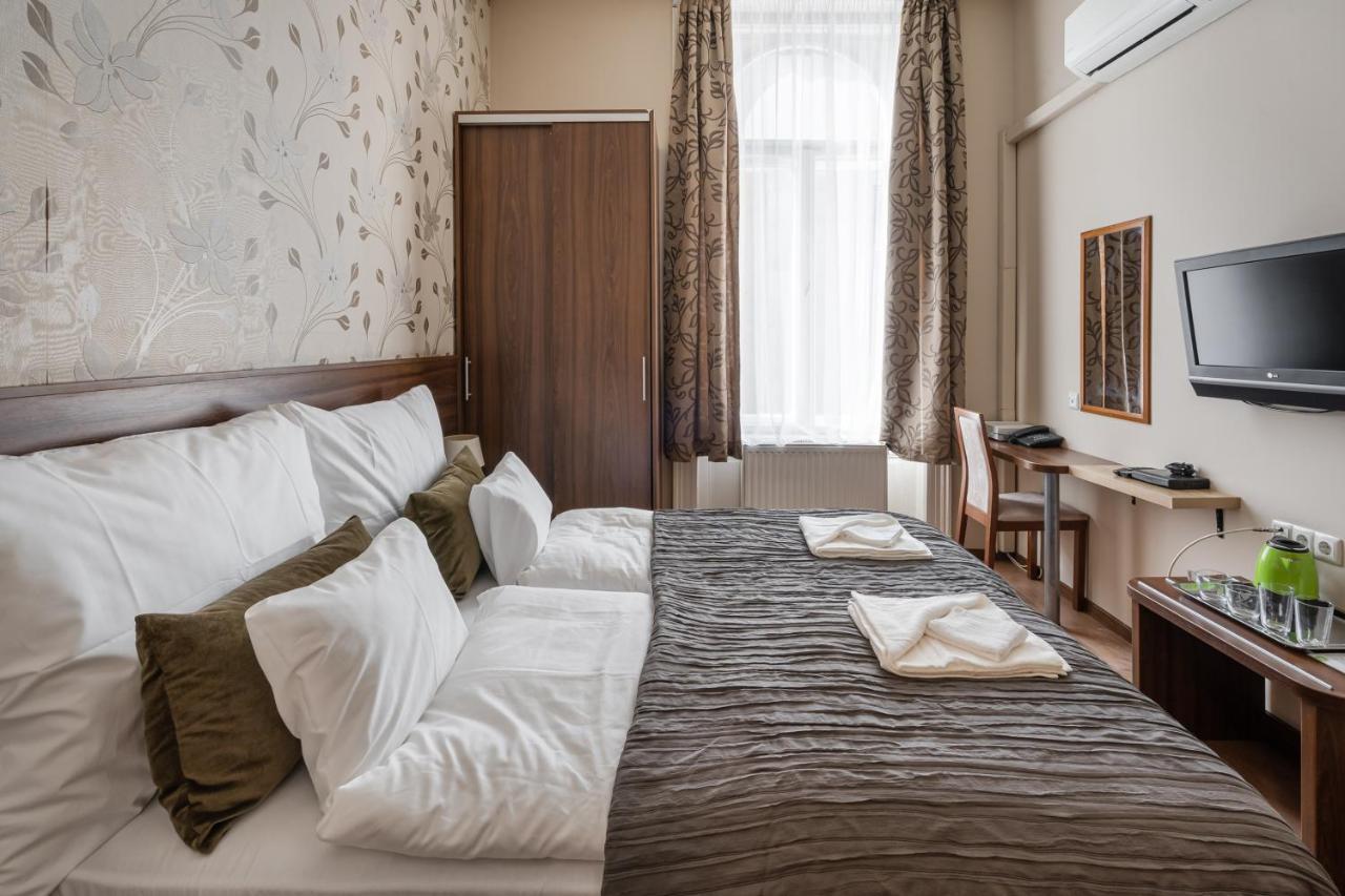 Elit Boutique Rooms- Best Location By Bqa Boedapest Buitenkant foto