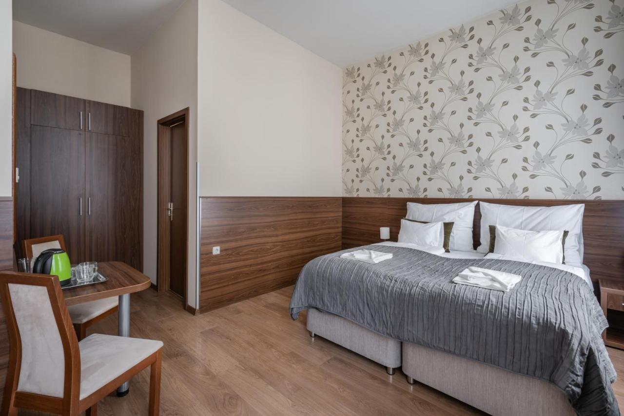 Elit Boutique Rooms- Best Location By Bqa Boedapest Buitenkant foto
