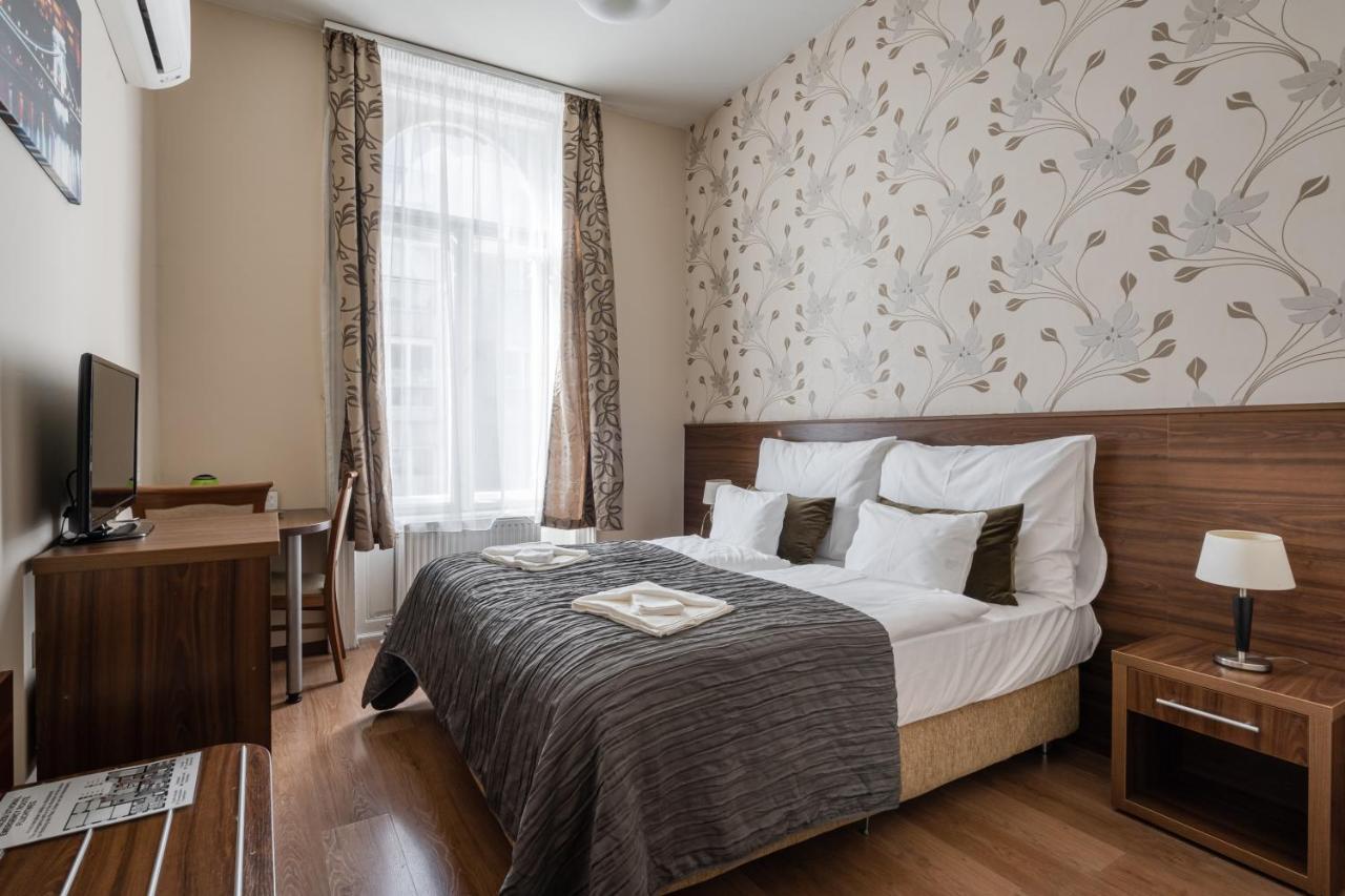 Elit Boutique Rooms- Best Location By Bqa Boedapest Buitenkant foto