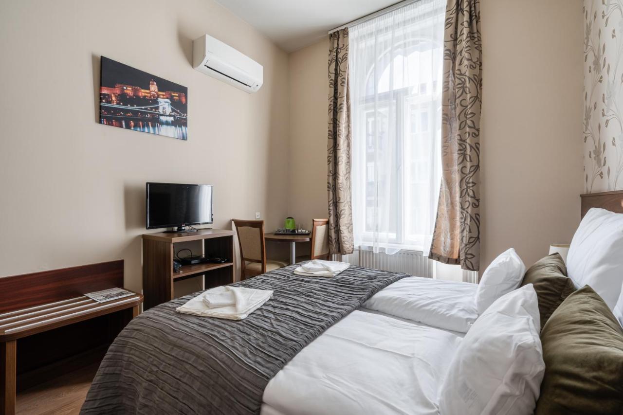 Elit Boutique Rooms- Best Location By Bqa Boedapest Buitenkant foto