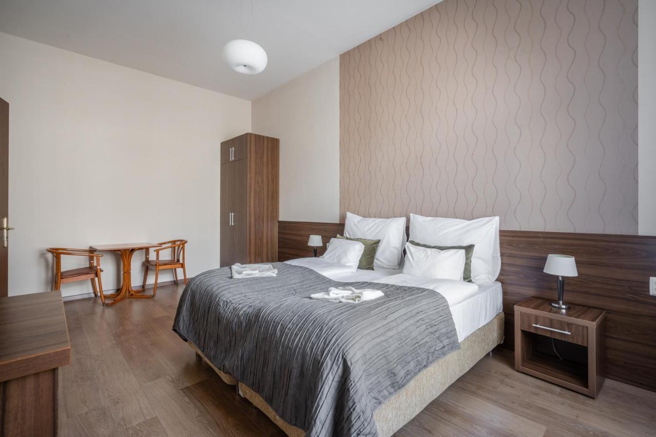 Elit Boutique Rooms- Best Location By Bqa Boedapest Buitenkant foto