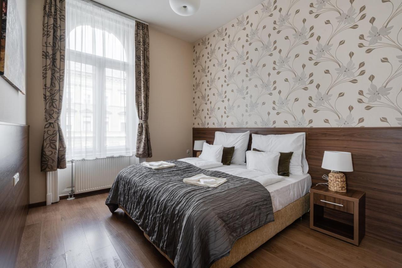 Elit Boutique Rooms- Best Location By Bqa Boedapest Buitenkant foto