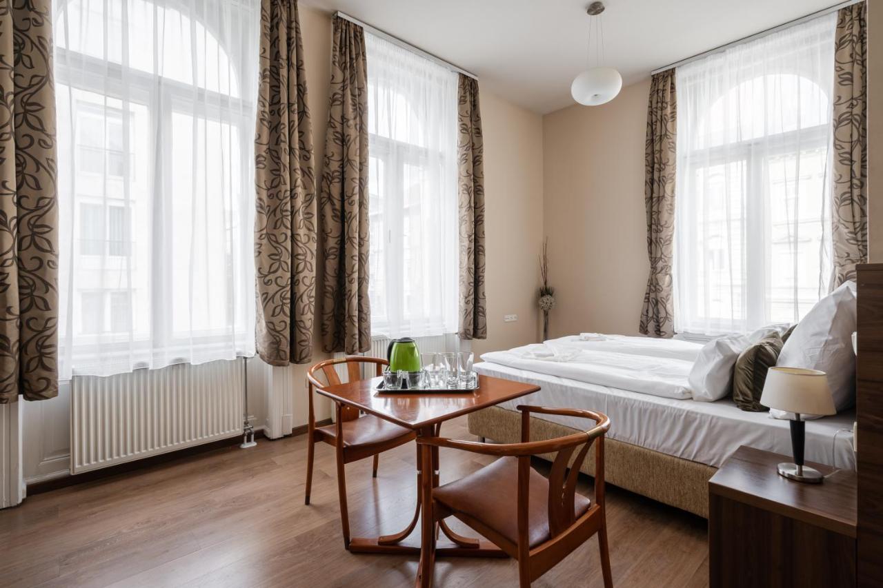 Elit Boutique Rooms- Best Location By Bqa Boedapest Buitenkant foto