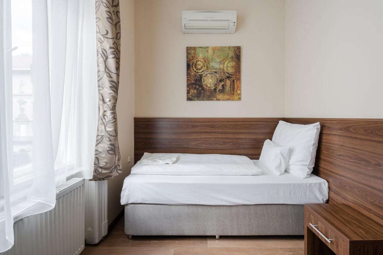 Elit Boutique Rooms- Best Location By Bqa Boedapest Buitenkant foto